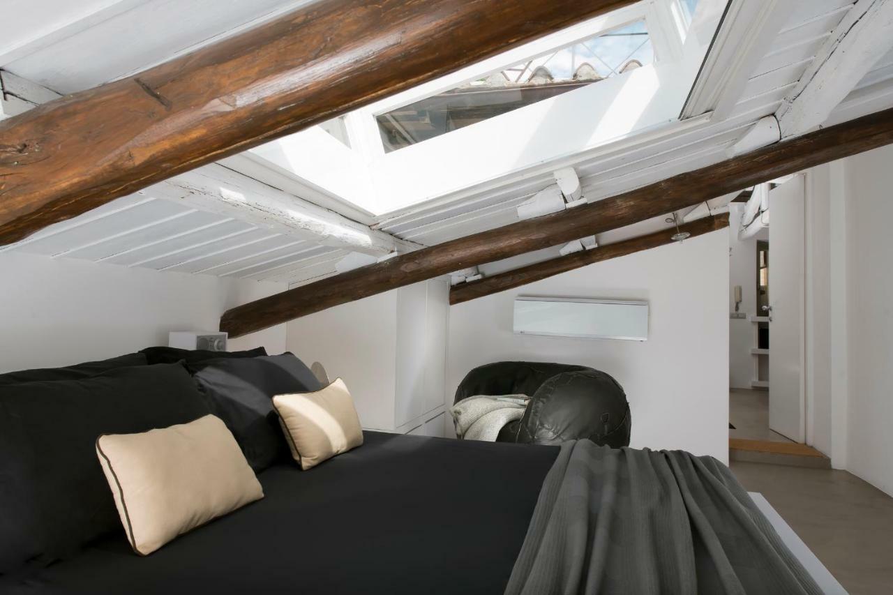 Two Bedrooms Apartment With Solarium With View On San Peter Church And Sant'Angelo Castle ローマ エクステリア 写真