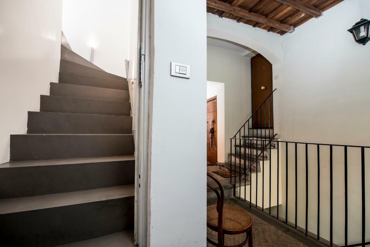 Two Bedrooms Apartment With Solarium With View On San Peter Church And Sant'Angelo Castle ローマ エクステリア 写真